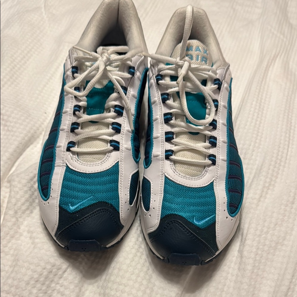 Nike Blue and White Air Max Athletic Shoes - Picture 4 of 6